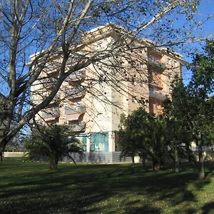 Duplex Junto A Un Parque Apartamento Tortosa